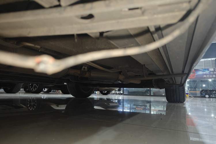 Used Geely Auto Haoyue 2020 1.8TD DCT Flagship 7-Seater Left Side Sill
