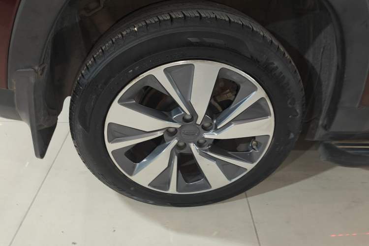 Used Geely Auto Haoyue 2020 1.8TD DCT Flagship 7-Seater Right Rear Wheel Hub