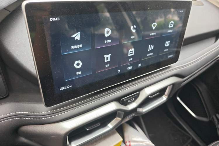 Used Geely Auto Haoyue 2020 1.8TD DCT Flagship 7-Seater Audio And AC Panel