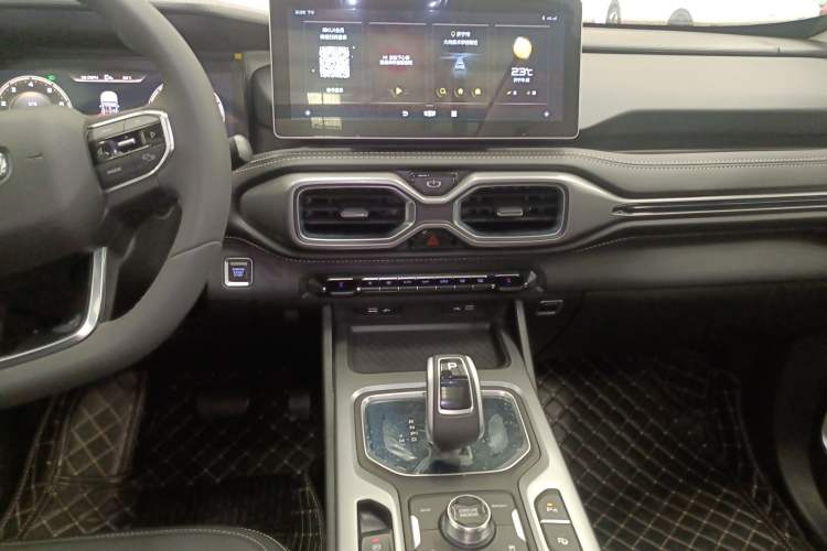 Used Geely Auto Haoyue 2020 1.8TD DCT Flagship 7-Seater Audio And AC Panel
