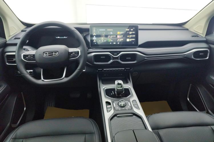 Used Geely Auto Haoyue 2020 1.8TD DCT Flagship 7-Seater Center Console