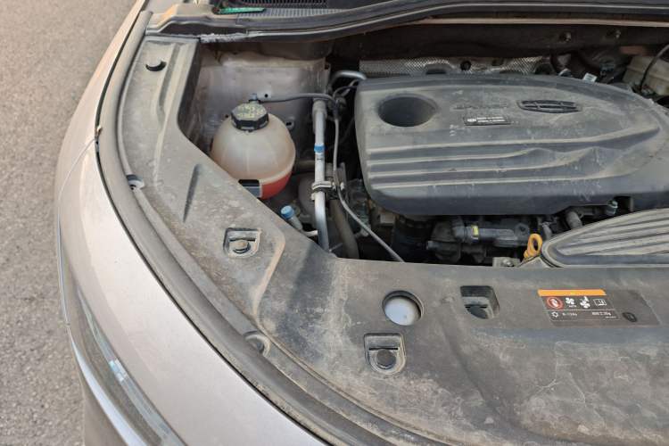 Used Geely Auto Haoyue 2020 1.8TD DCT Flagship 7-Seater Engine Bay Right
