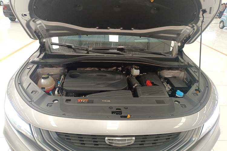 Used Geely Auto Haoyue 2020 1.8TD DCT Flagship 7-Seater Engine Bay