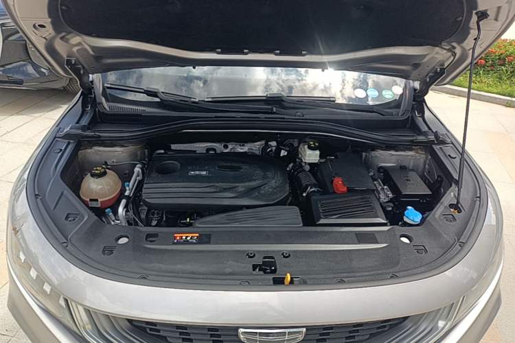 Used Geely Auto Haoyue 2020 1.8TD DCT Luxury Model 5 Seats Engine Bay
