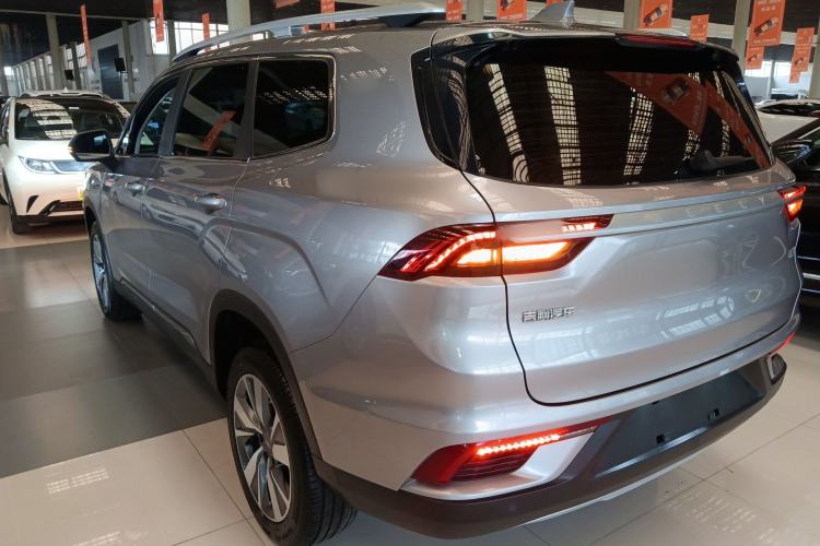 Used Geely Auto Haoyue 2020 1.8TD DCT Luxury Model 5 Seats Exterior 2