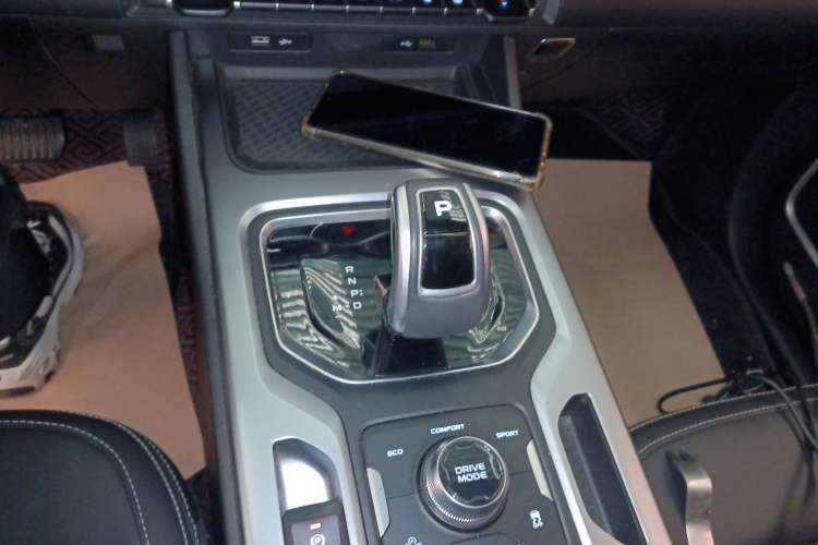 Used Geely Auto Haoyue 2020 1.8TD DCT Luxury Model 5 Seats Gear Lever