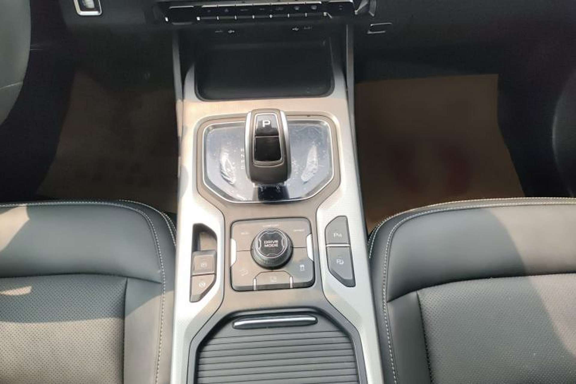 Used Geely Auto Haoyue 2020 1.8TD DCT Flagship 7-Seater Gear Lever