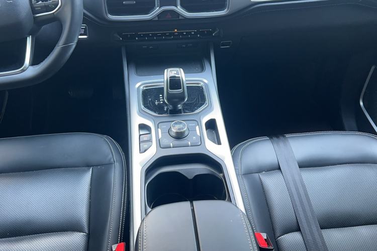 Used Geely Auto Haoyue 2020 1.8TD DCT Luxury 7-Seater Gear Lever