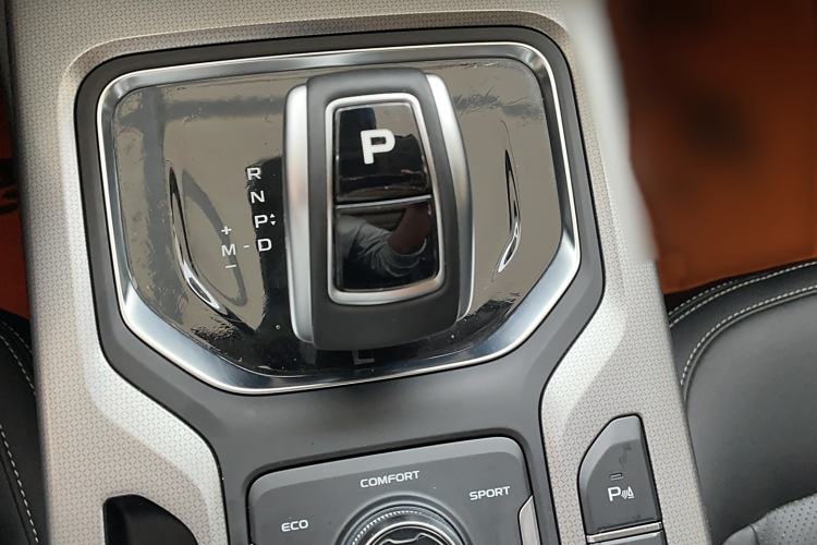 Used Geely Auto Haoyue 2020 1.8TD DCT Flagship 7-Seater Gear Lever