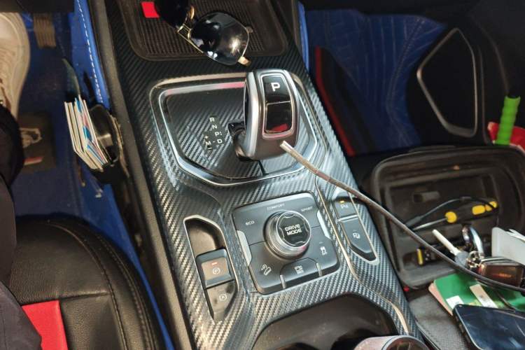 Used Geely Auto Haoyue 2020 1.8TD DCT Flagship 7-Seater Gear Lever