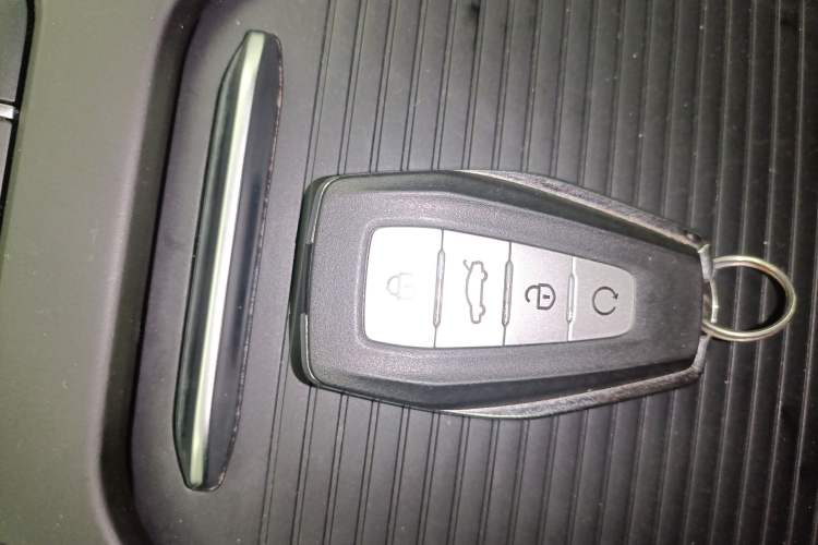 Used Geely Auto Haoyue 2020 1.8TD DCT Flagship 7-Seater Interior 1