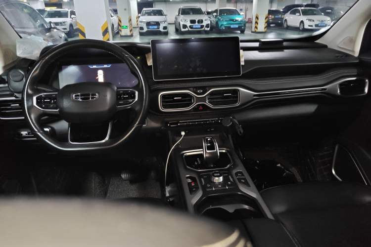 Used Geely Auto Haoyue 2020 1.8TD DCT Luxury 7-Seater Interior 2