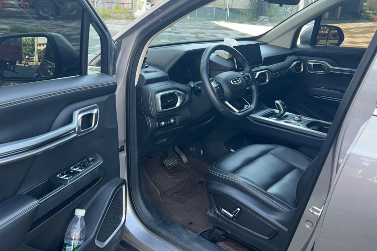 Used Geely Auto Haoyue 2020 1.8TD DCT Luxury 7-Seater Interior 2