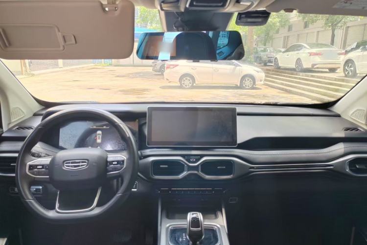 Used Geely Auto Haoyue 2020 1.8TD DCT Flagship 7-Seater Interior 3