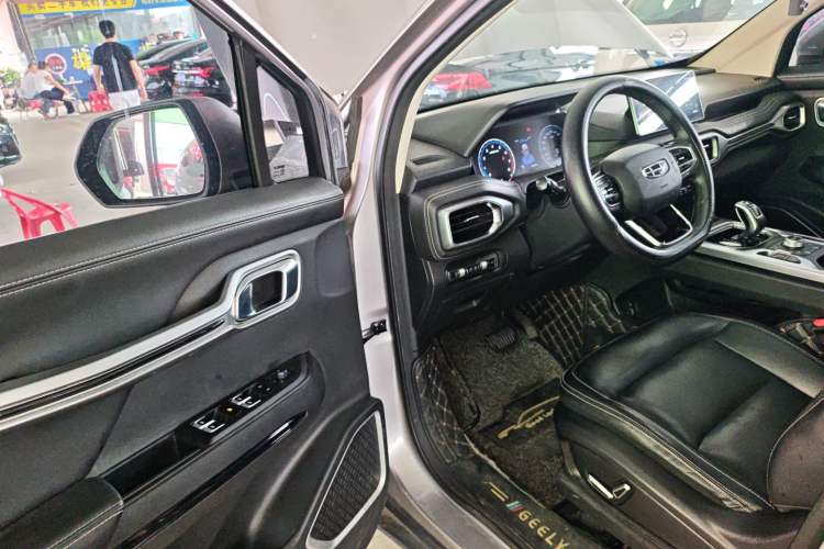 Used Geely Auto Haoyue 2020 1.8TD DCT Luxury 7-Seater Interior 3