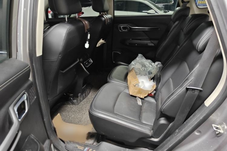 Used Geely Auto Haoyue 2020 1.8TD DCT Luxury 7-Seater Interior 4