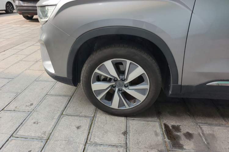 Used Geely Auto Haoyue 2020 1.8TD DCT Luxury 7-Seater Left Front Wheel Hub
