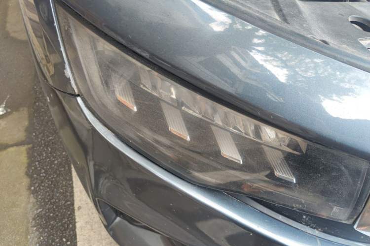 Used Geely Auto Haoyue 2020 1.8TD DCT Luxury 7-Seater Right Front Headlight