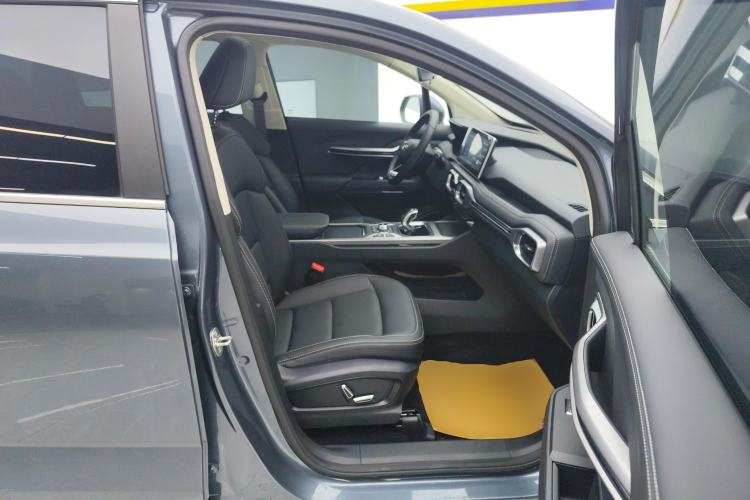 Used Geely Auto Haoyue 2020 1.8TD DCT Flagship 7-Seater Right Front Seat
