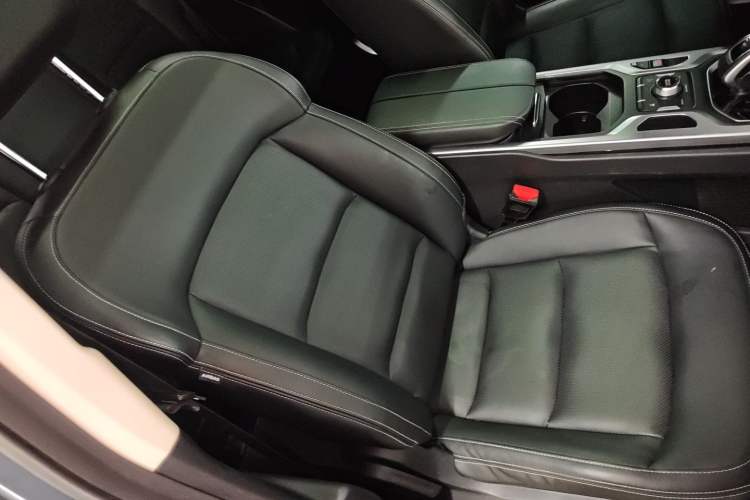Used Geely Auto Haoyue 2020 1.8TD DCT Luxury Model 5 Seats Right Front Seat
