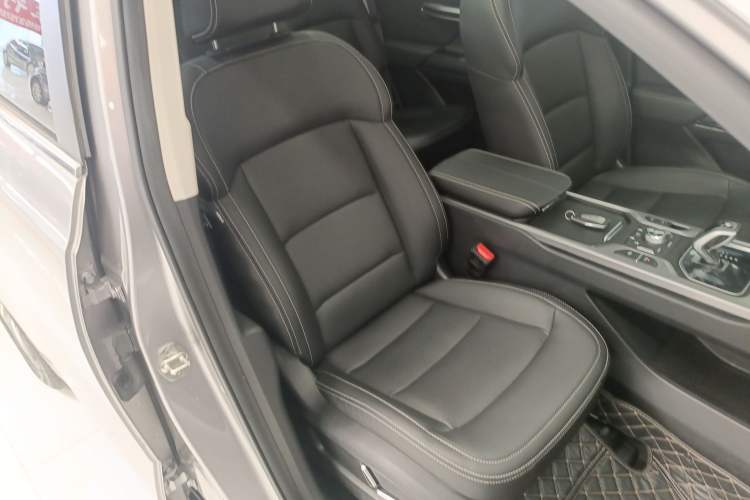Used Geely Auto Haoyue 2020 1.8TD DCT Flagship 7-Seater Right Front Seat