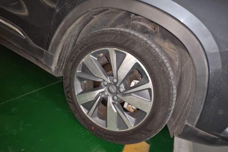 Used Geely Auto Haoyue 2020 1.8TD DCT Flagship 7-Seater Right Front Wheel Hub