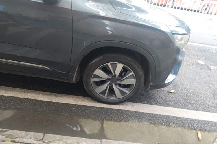 Used Geely Auto Haoyue 2020 1.8TD DCT Luxury 7-Seater Right Front Wheel Hub