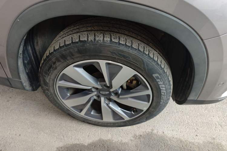 Used Geely Auto Haoyue 2020 1.8TD DCT Flagship 7-Seater Right Front Wheel Hub