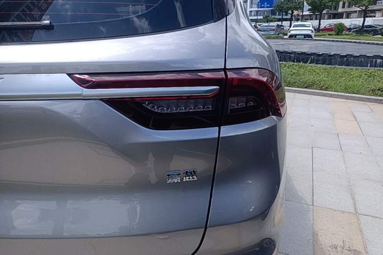Used Geely Auto Haoyue 2020 1.8TD DCT Luxury Model 5 Seats Right Rear Taillight
