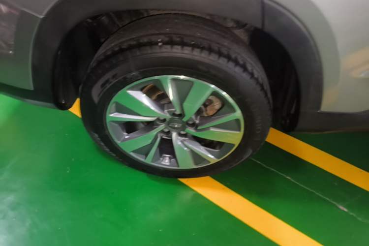 Used Geely Auto Haoyue 2020 1.8TD DCT Flagship 7-Seater Right Rear Wheel Hub