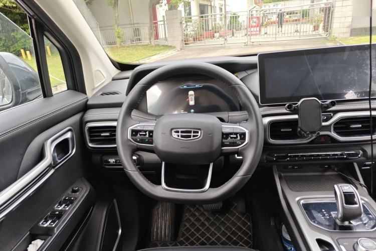 Used Geely Auto Haoyue 2020 1.8TD DCT Flagship 7-Seater Steering Wheel
