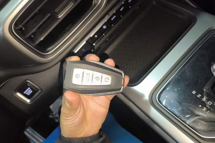 Used Geely Auto Haoyue 2020 1.8TD DCT Flagship 7-Seater Vehicle Key