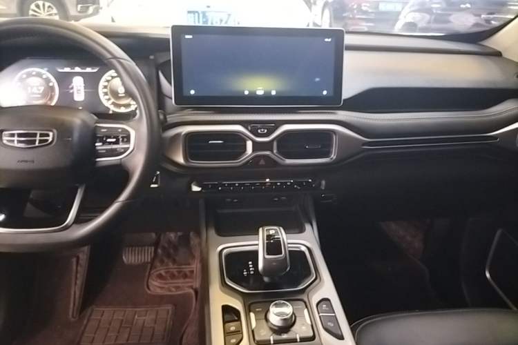 Used Geely Auto Haoyue 2020 1.8TD DCT Flagship 5-Seater Audio And AC Panel