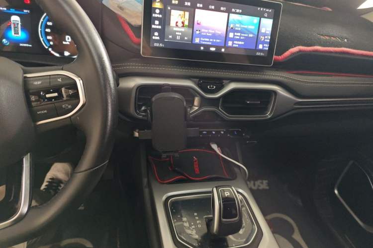 Used Geely Auto Haoyue 2020 1.8TD DCT Luxury 7-Seater Audio And AC Panel