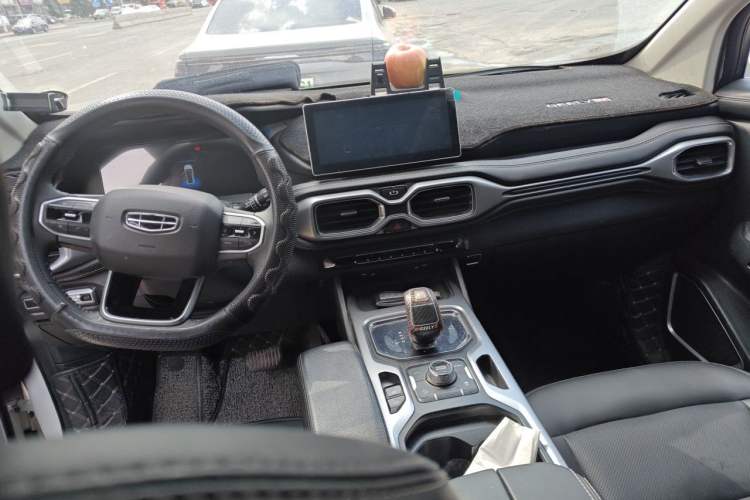 Used Geely Auto Haoyue 2020 1.8TD DCT Luxury 7-Seater Center Console