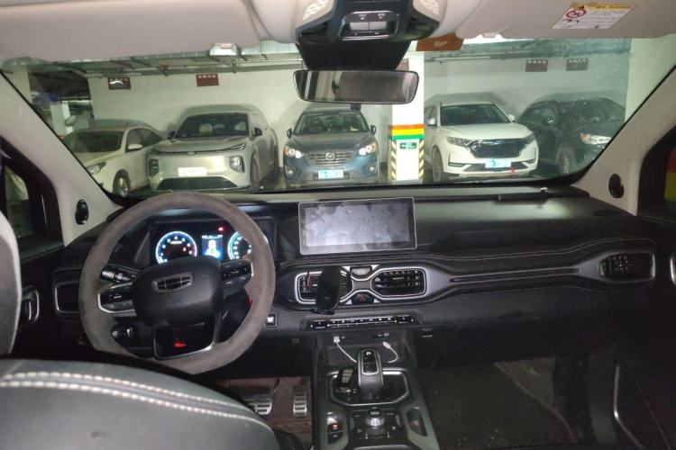Used Geely Auto Haoyue 2020 1.8TD DCT Luxury 7-Seater Center Console