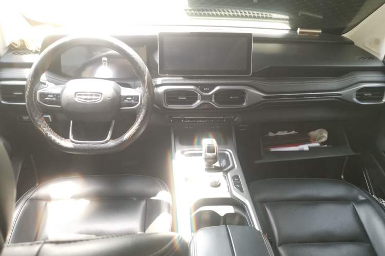 Used Geely Auto Haoyue 2020 1.8TD DCT Flagship 7-Seater Center Console