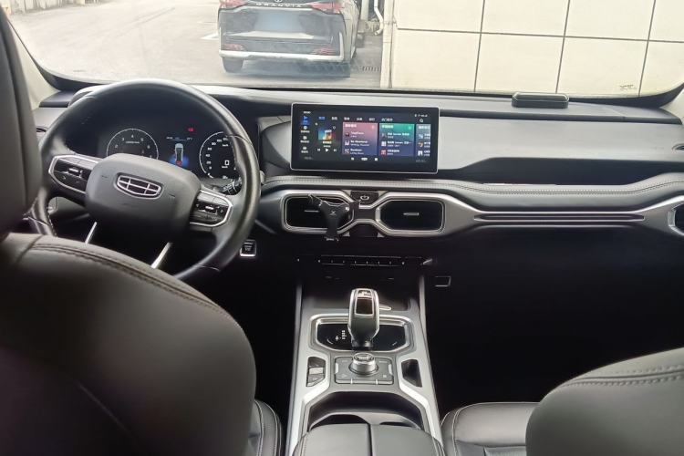 Used Geely Auto Haoyue 2020 1.8TD DCT Luxury 7-Seater Center Console