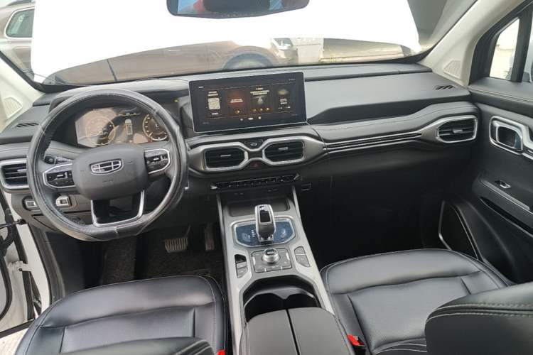 Used Geely Auto Haoyue 2020 1.8TD DCT Flagship 5-Seater Center Console