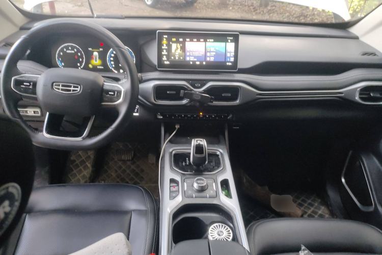 Used Geely Auto Haoyue 2020 1.8TD DCT Luxury 7-Seater Center Console