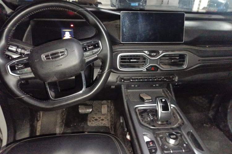 Used Geely Auto Haoyue 2020 1.8TD DCT Luxury Model 5 Seats Center Console