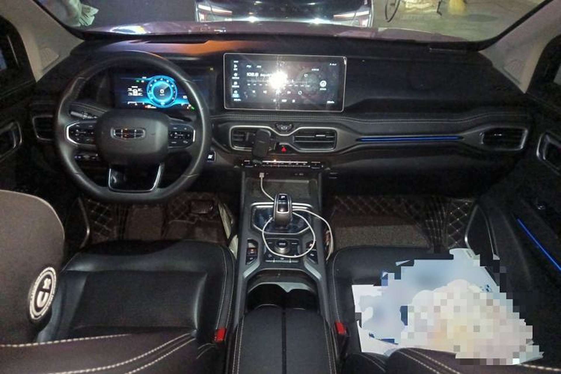 Used Geely Auto Haoyue 2020 1.8TD DCT Flagship 7-Seater Center Console