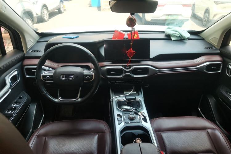 Used Geely Auto Haoyue 2020 1.8TD DCT Luxury 7-Seater Center Console