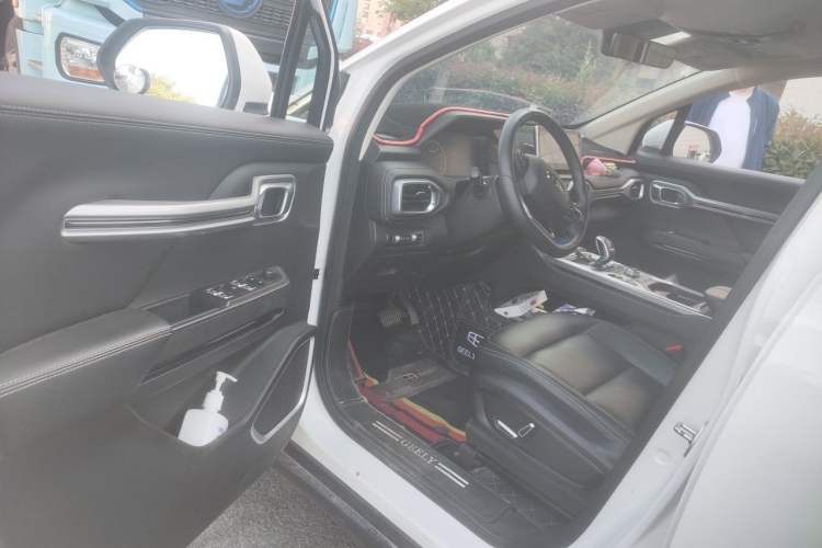 Used Geely Auto Haoyue 2020 1.8TD DCT Luxury 7-Seater Driver Seat
