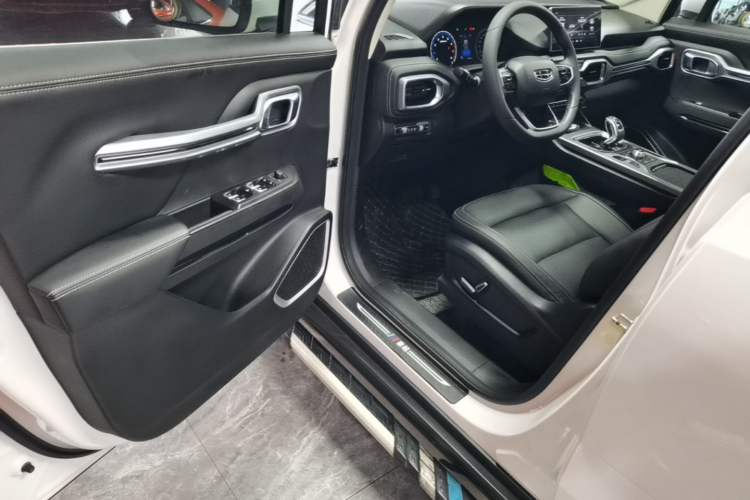 Used Geely Auto Haoyue 2020 1.8TD DCT Luxury 7-Seater Driver Seat