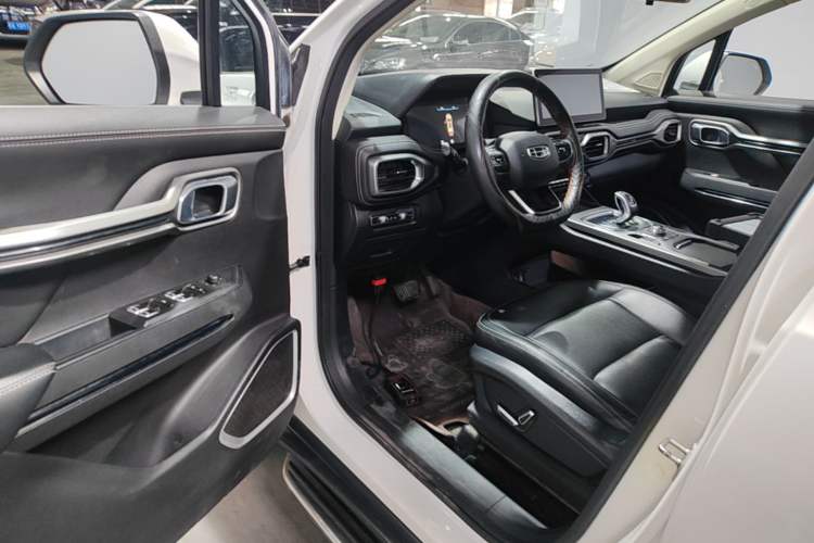 Used Geely Auto Haoyue 2020 1.8TD DCT Flagship 7-Seater Driver Seat