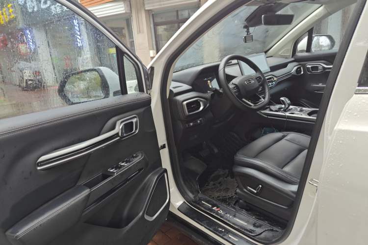 Used Geely Auto Haoyue 2020 1.8TD DCT Flagship 7-Seater Driver Seat