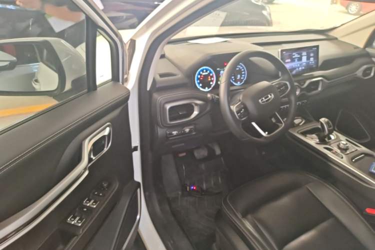 Used Geely Auto Haoyue 2020 1.8TD DCT Luxury 7-Seater Driver Seat