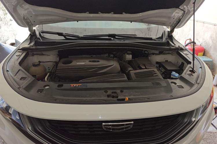Used Geely Auto Haoyue 2020 1.8TD DCT Luxury Model 5 Seats Engine Bay