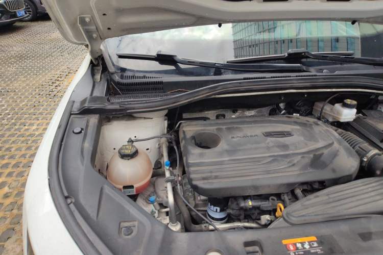 Used Geely Auto Haoyue 2020 1.8TD DCT Luxury Model 5 Seats Engine Bay Right
